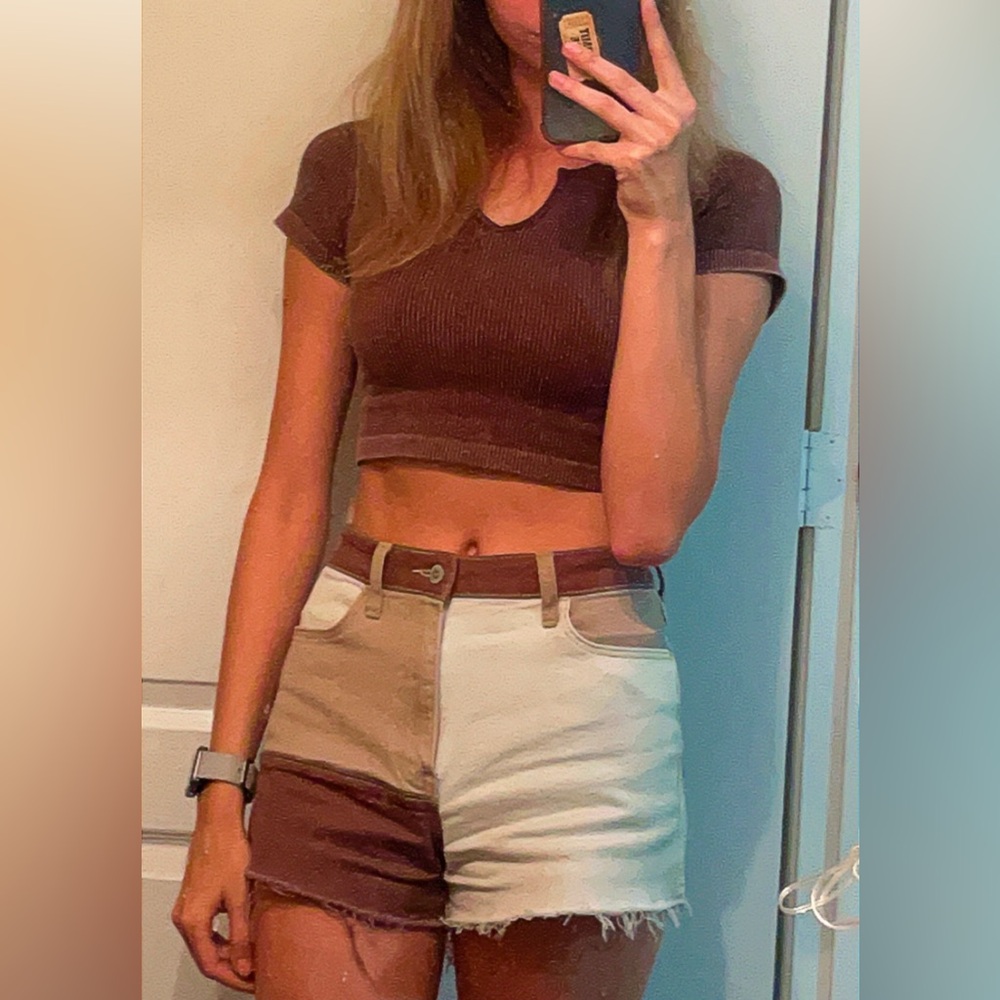 Hollister Shorts- brown color block